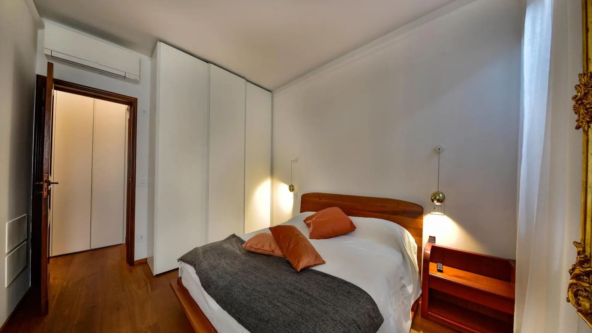 Italianflat location